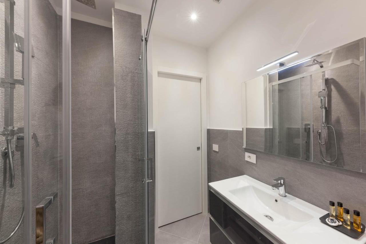 Teseo Apartments & Relax Genoa Ngoại thất bức ảnh