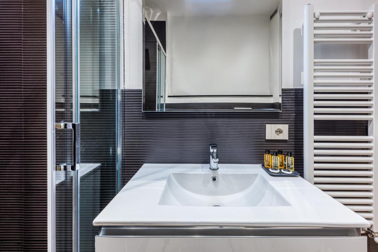 Teseo Apartments & Relax Genoa Ngoại thất bức ảnh